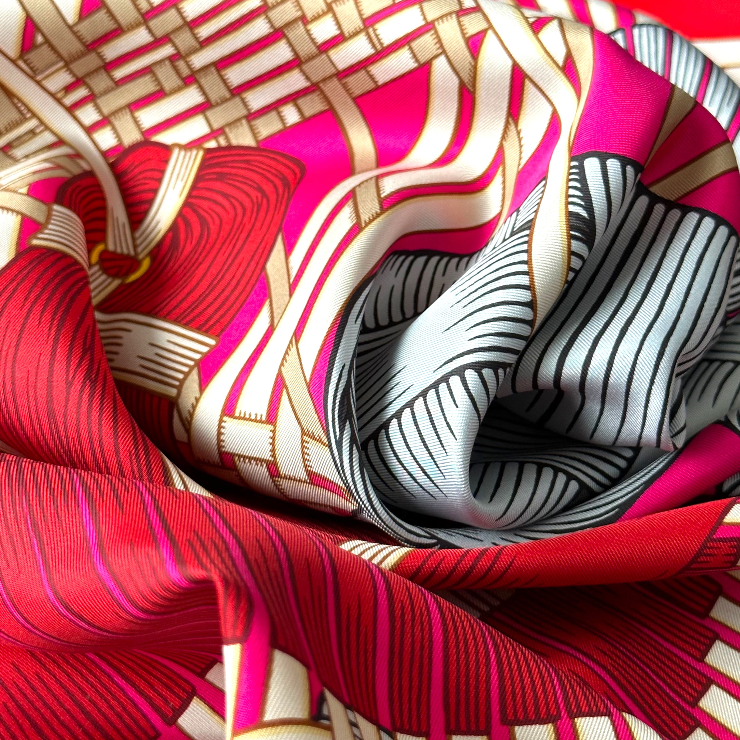 MASAN & MASAN by Terawat Teankaprasith - Hermès scarf 90cm - 100% silk - red