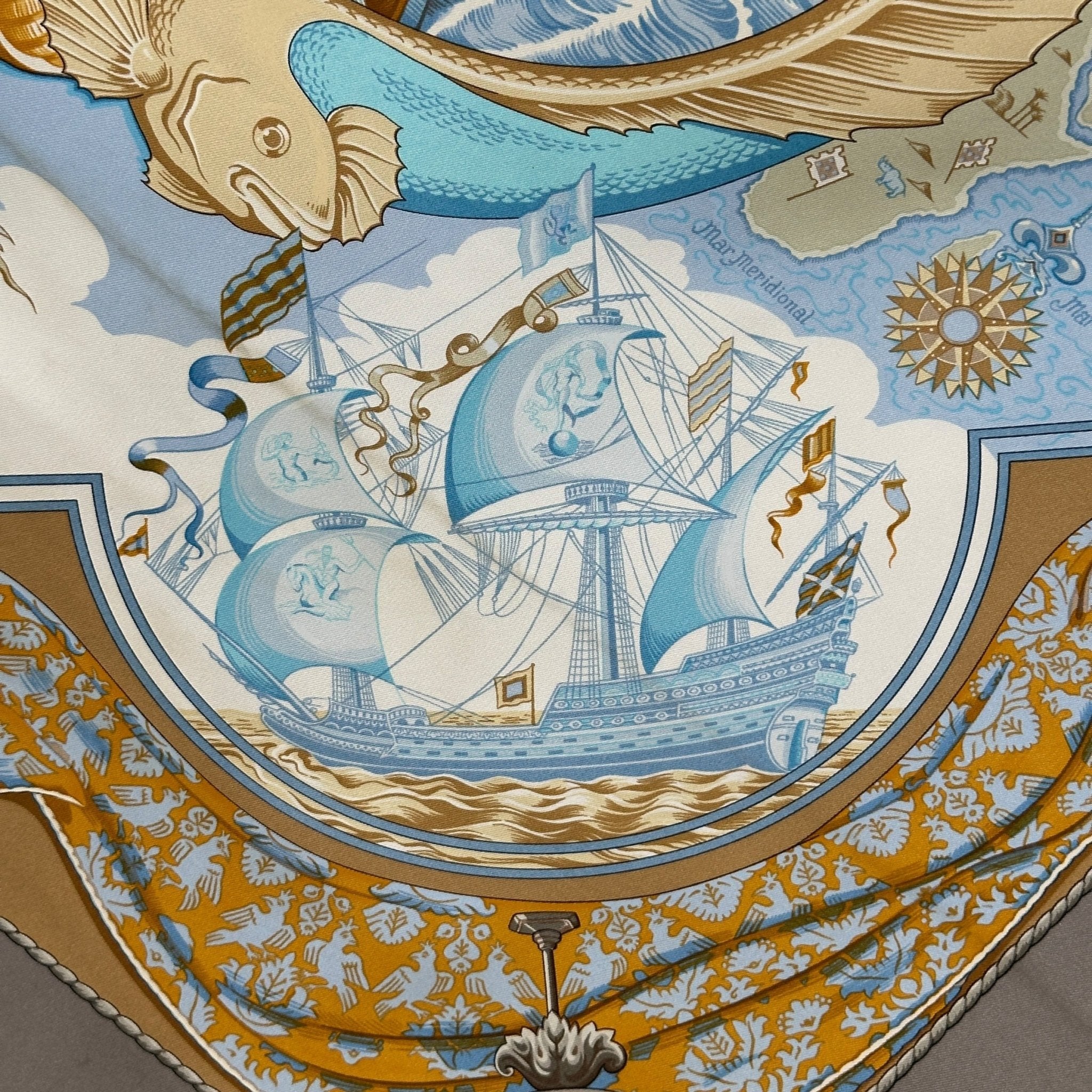 Au-delà des cinq mers - FOULARD HERMES 90CM - Carré Society