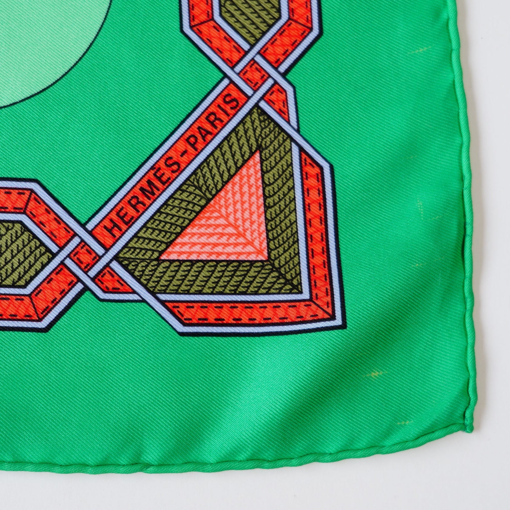 Carré Hermès - Cuirs du désert - Françoise de la Perrière